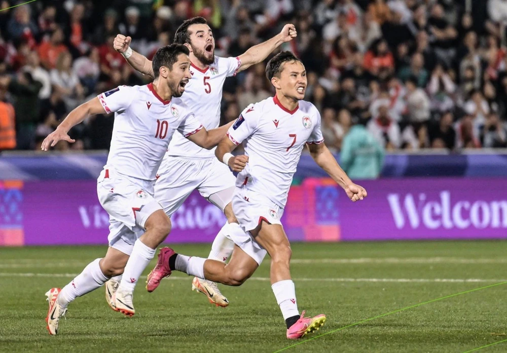 Tajikistan gây sốc, Trung Quốc đứng trước nguy cơ bị loại ở Asian Cup 2023