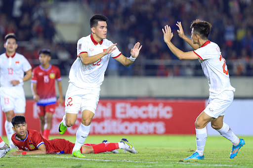 Hành trình ĐT Việt Nam chinh phục vinh quang: nan giải hàng tiền vệ Asian Cup 2023