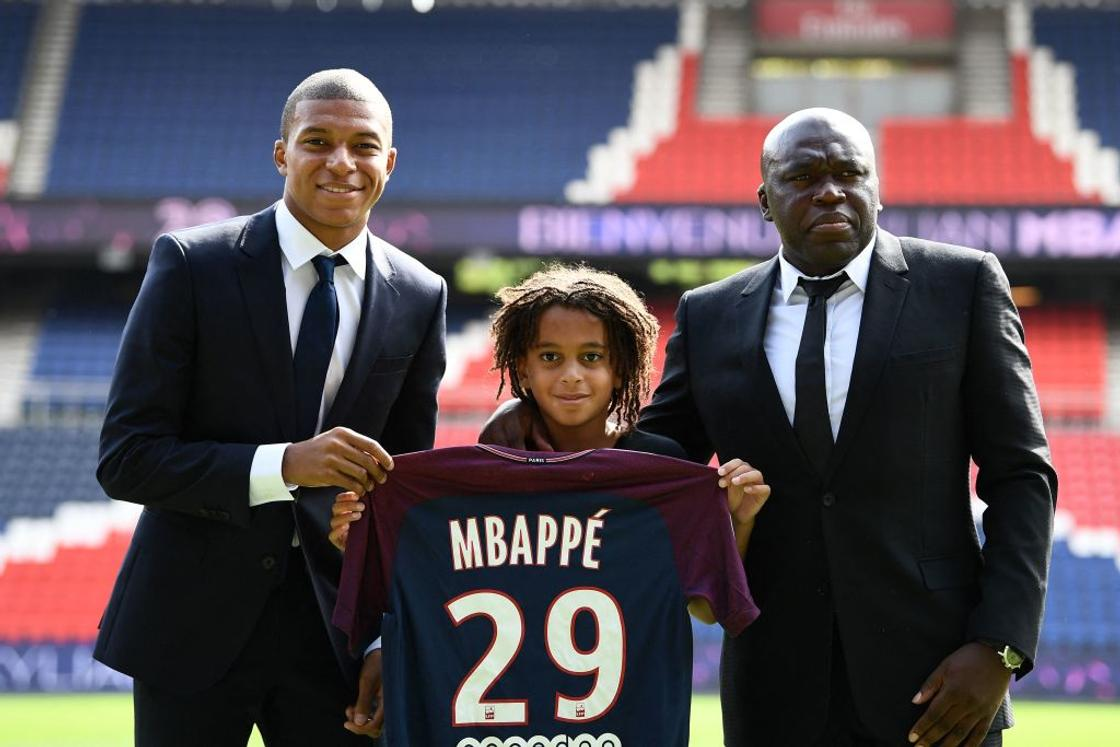 Những cái tên ảnh hưởng đến quyết định của Kylian Mbappé